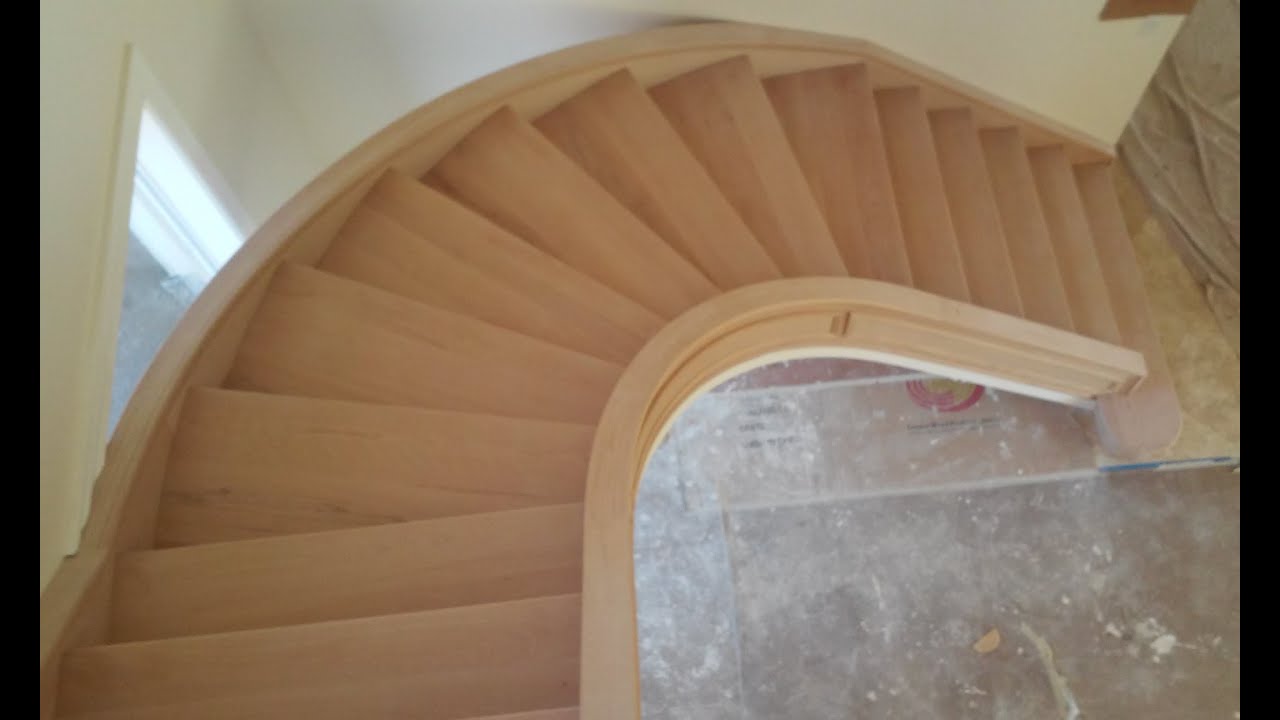 Изогнутая лестница на заказ от Top Tread Stairways