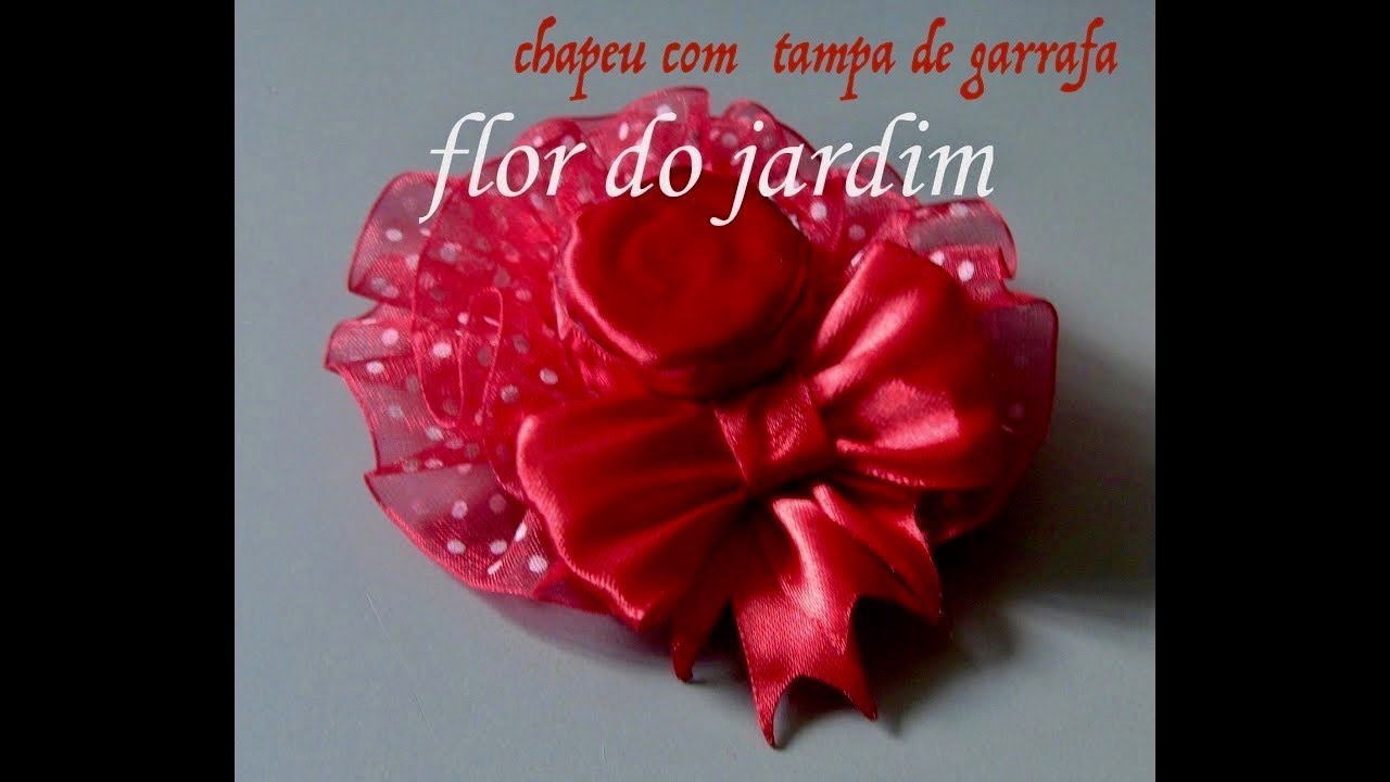 Chapeu Caipira com tampas de garrafa e fita de organza - Bottle cap hat