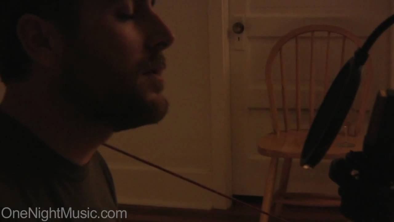 Adam Bianchi 2 - Tin Flask (Oh Winona!) - One Night Music Session #8