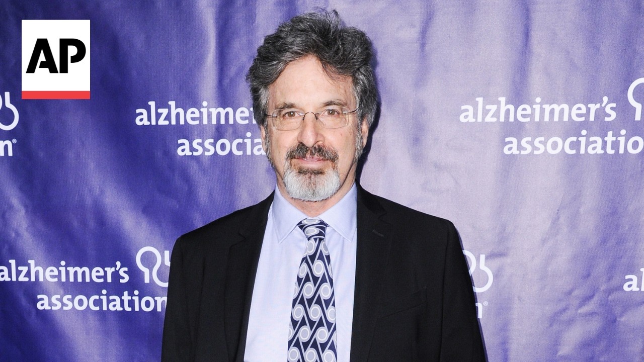 Robert Carradine, 'Revenge of the Nerds' actor, dies at 71