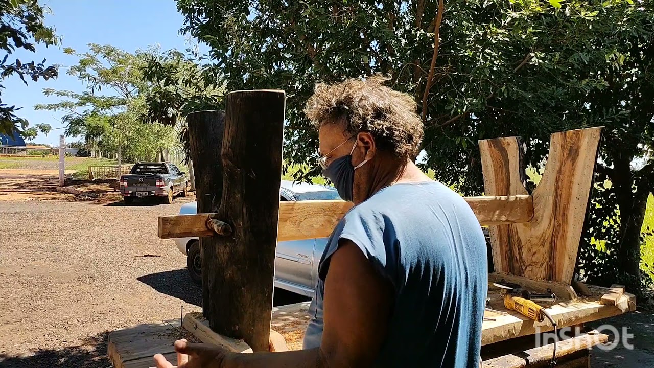 Fazendo Mesa Rústica Com Pé de Forquia