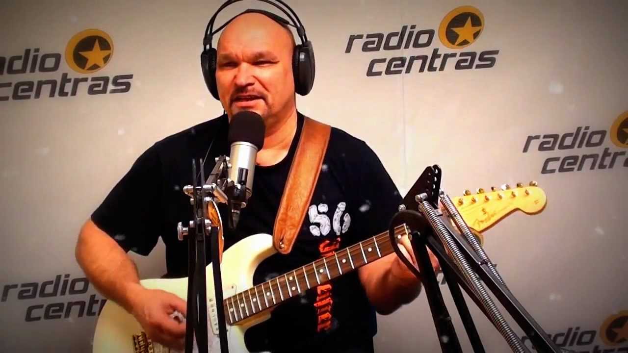 Arvydas Vilčinskas dainuoja 