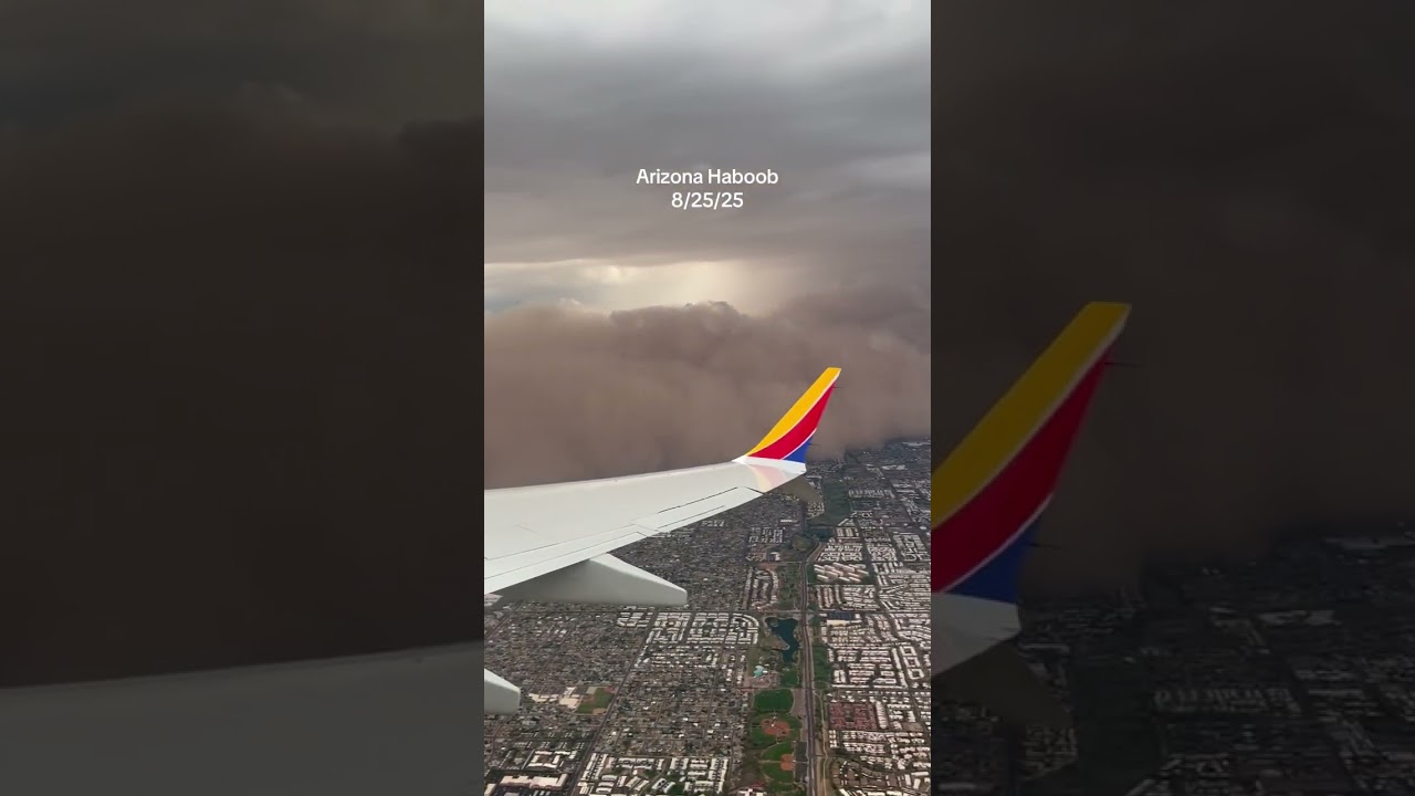Imagine it&rsquo;s your first time in Arizona&hellip; and you land in THIS 🫨🌪️ #haboob #arizonaweather #duststorm