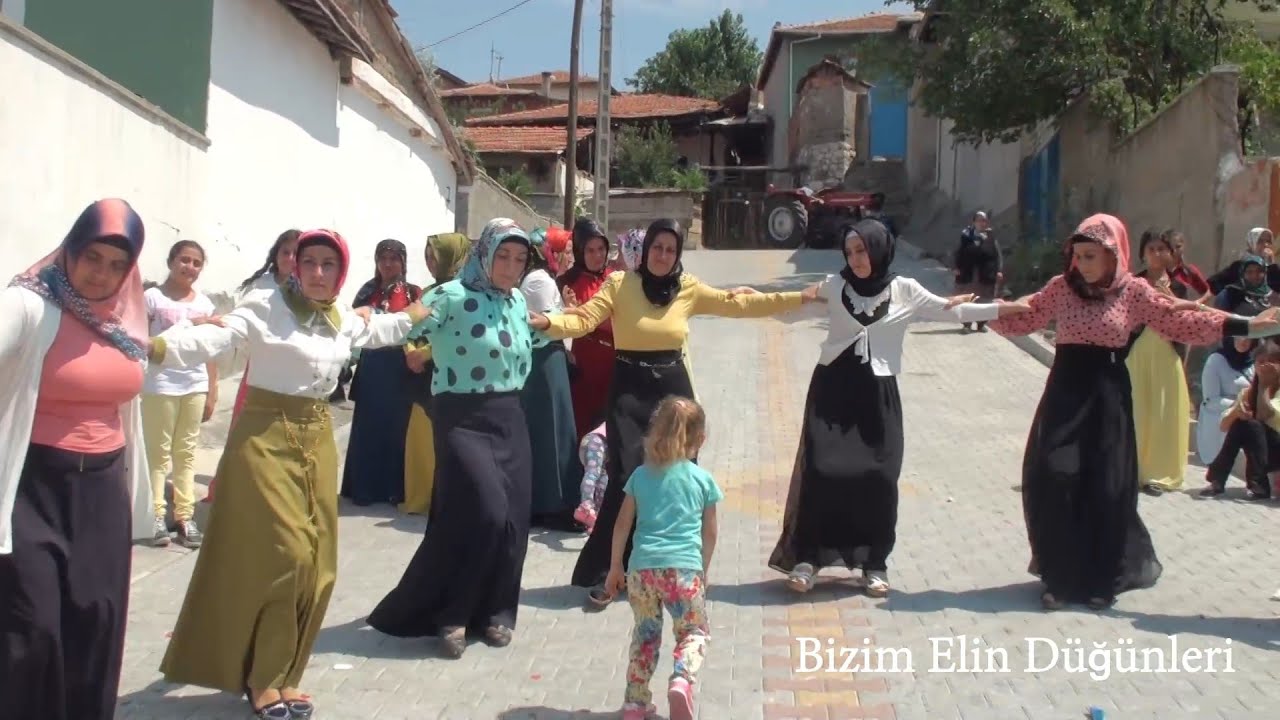 Düğün Böyle olur halaylar oyunlar