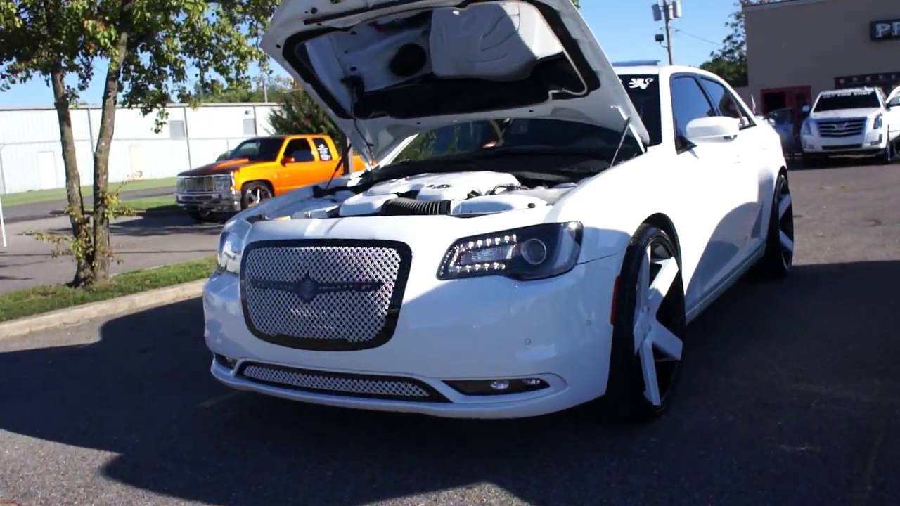Mr. Xplizit 3000 Chyrsler 300S on Dub Ballers Wrap Starz Car Show