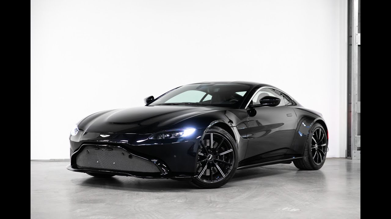 Aston Martin Vantage 4.0 V8 twin-turbo 510KM, Ultramarine Black, 2019.