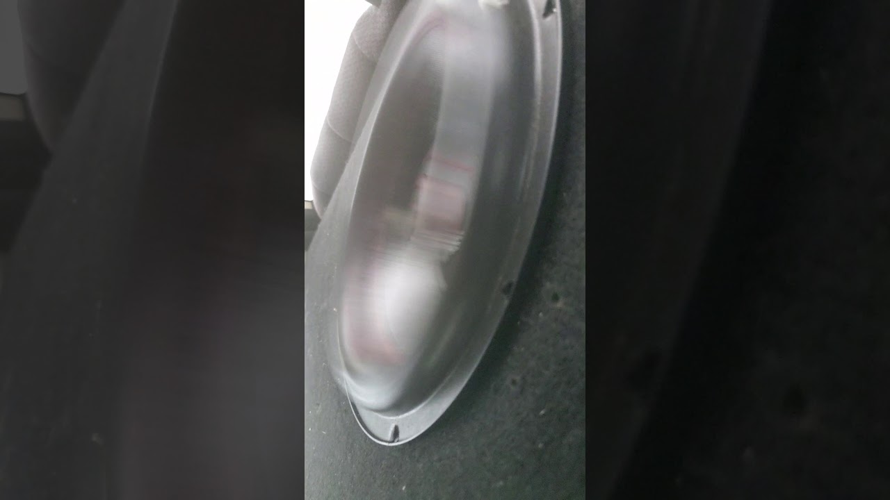 1 massive audio gtx 124 on 3400watts in quad cab ram 1500