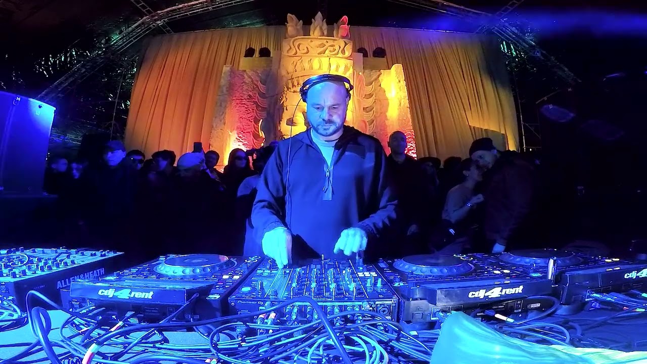 D-Nox at Warung Club on tour in Campos do Jordao June 2022 [Progressive House/ Melodic Techno DJ]