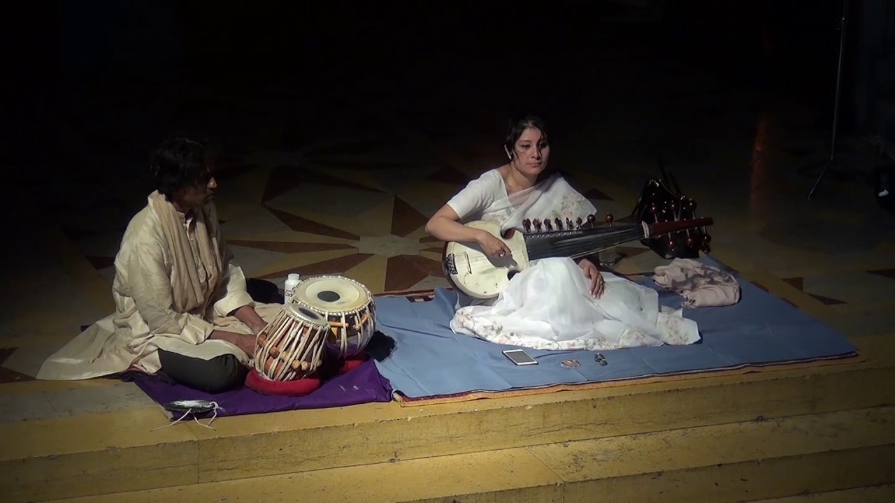 VORMITTAGS-RAGA: Rajrupa. Chowdhury, Sarod -