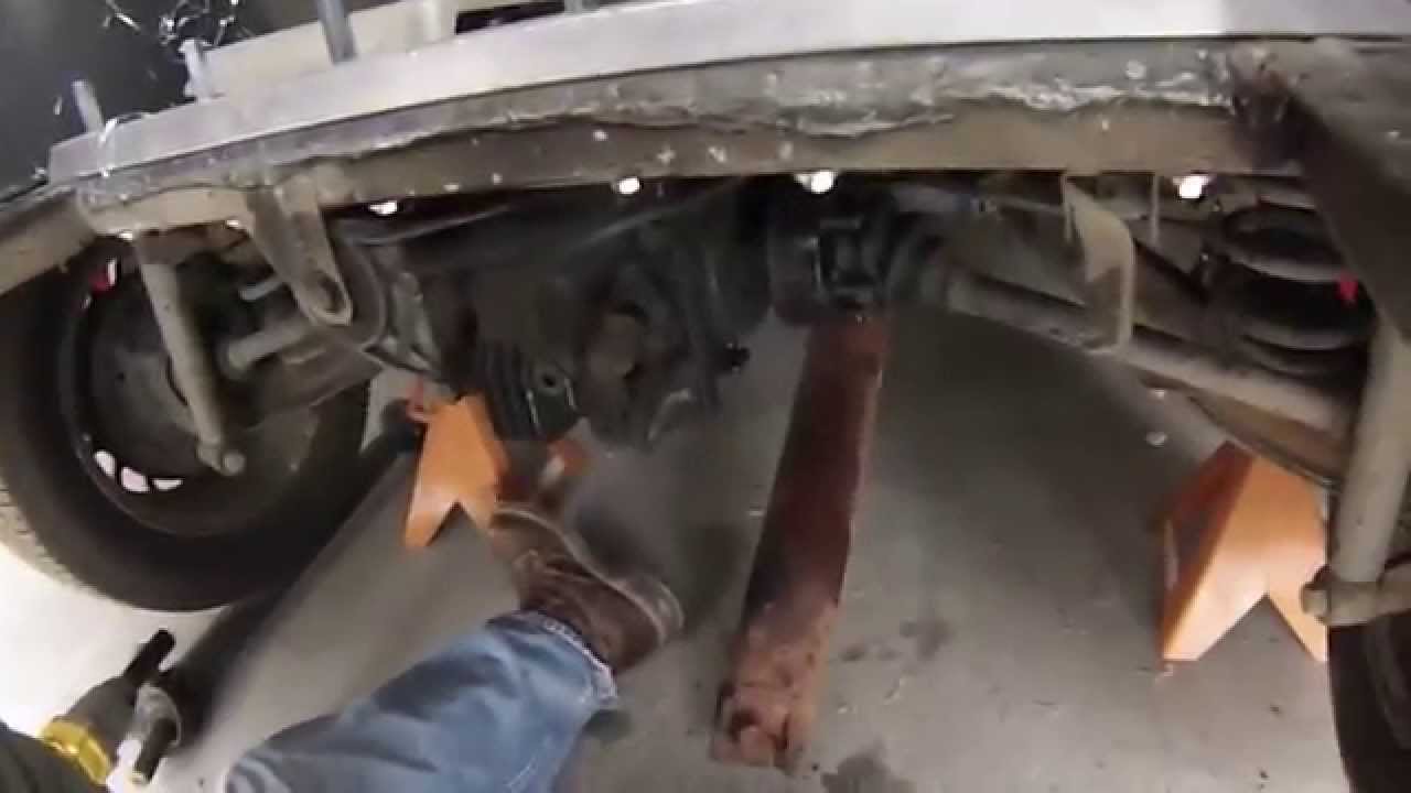 E30 diff removal