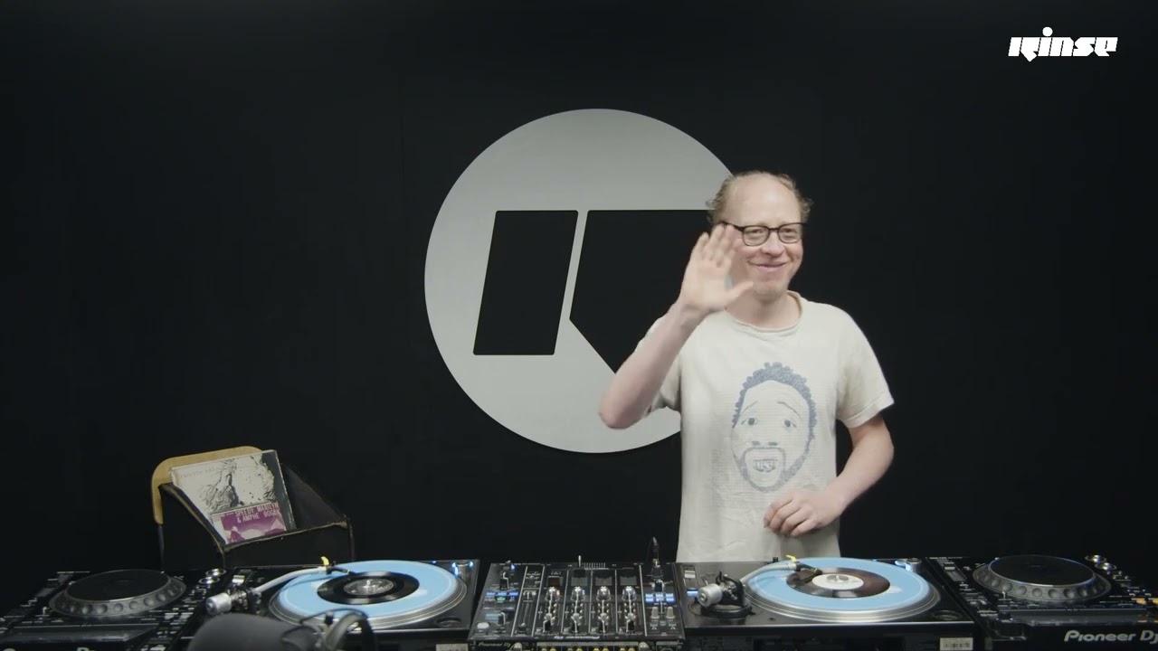 Jim Irie présente Douce France 11 (Funk, Soul, Pop DJ Set) | Rinse France