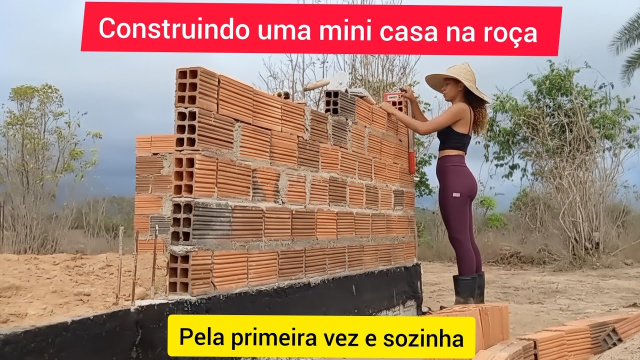 Construindo uma Mini casa na roça- PARTE 2- Assentando blocos. 