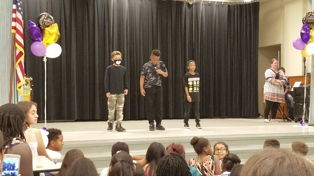 Forman Elmentary School Talent Show DANCING TO ROLEX!!