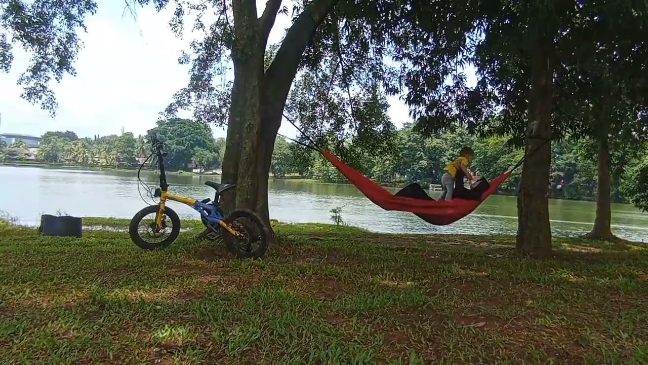 Menikmati angin sepoy jambore #jamborenasional#piknik  #ayunan 