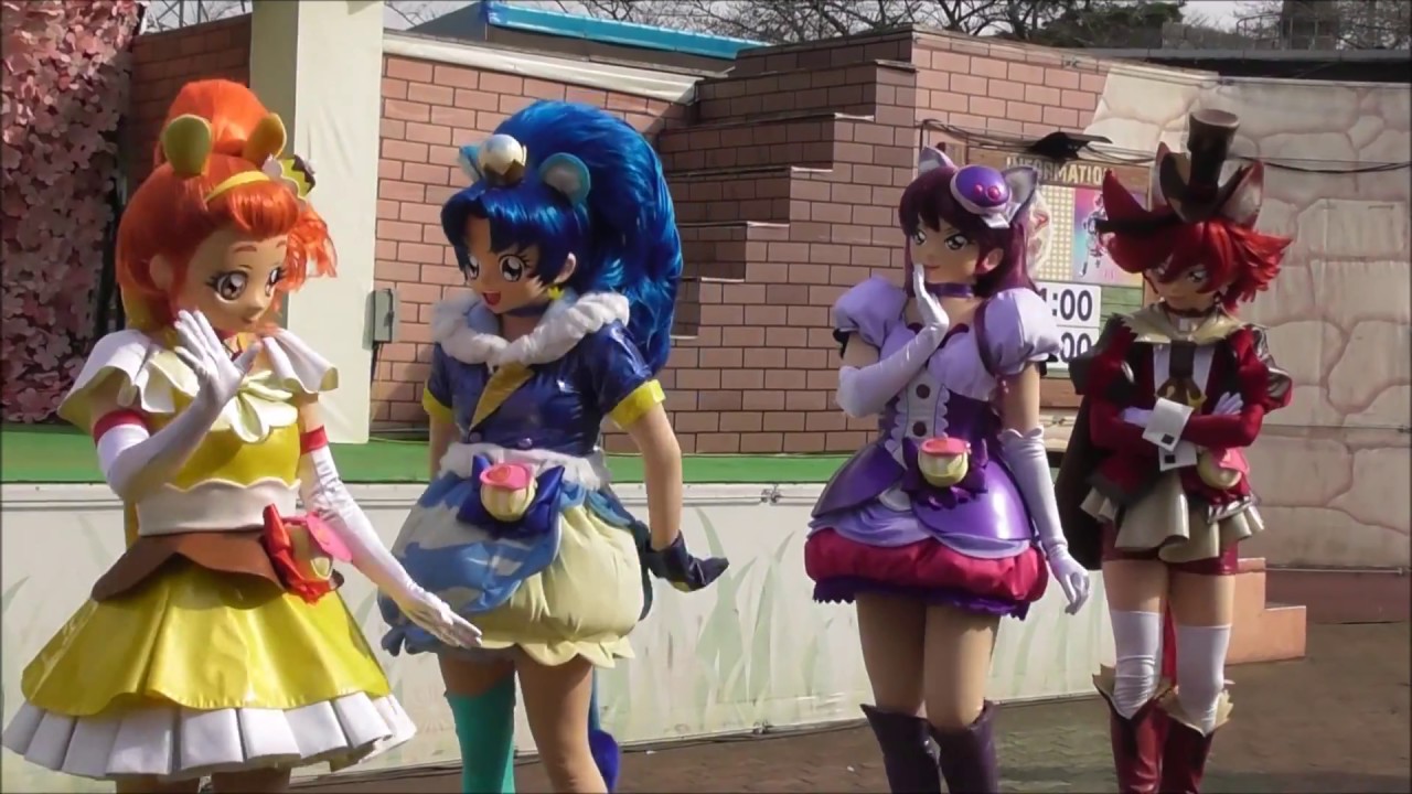 キュアショコラとハグ  キラキラ☆プリキュアアラモード