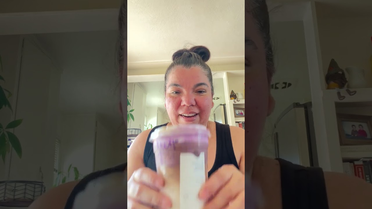 Tasting the New drinks from Starbucks 