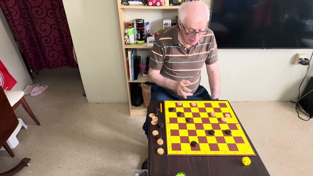 Russian checkers lesson 2014***