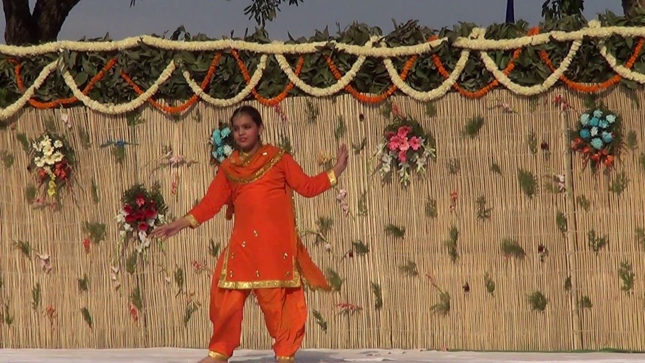 Siya gurukulite dance performance