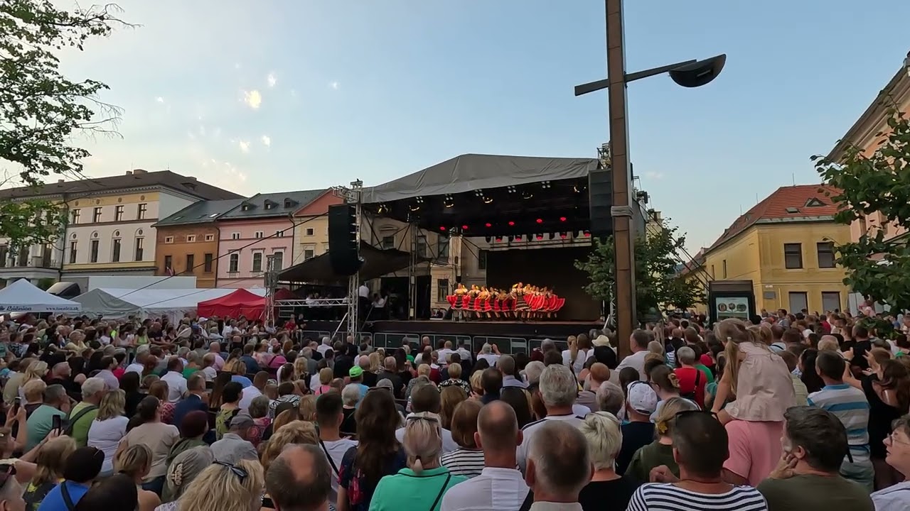 2 US L&uacute;čnica, the Legendary Slovak National Folklore Ballet, Levoča, Slovakia