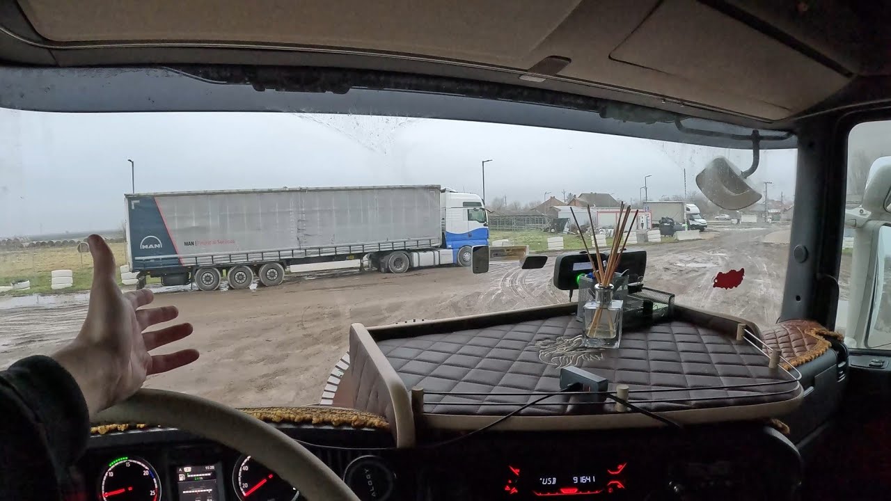 Truck Vlog - Crossing Hungary. Country Roads, Police Control, and Nădlac Schengen Border.