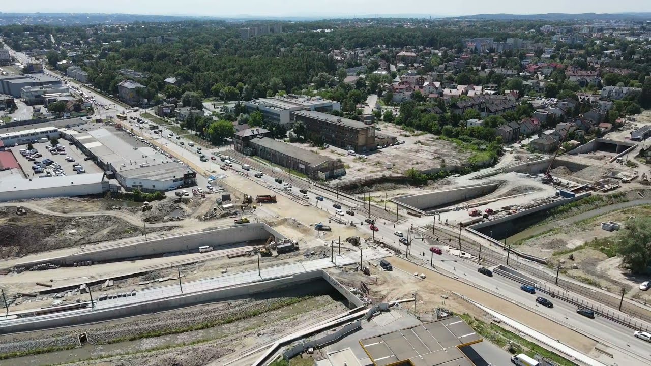 Kraków, Trasa Łagiewnicka. Odcinek od ul. Grota-Roweckiego do ul. Zakopiańskiej (czerwiec 2021r.)