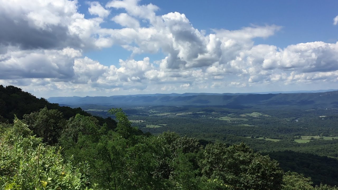 Appalachian Trail Walk along Skyline Drive