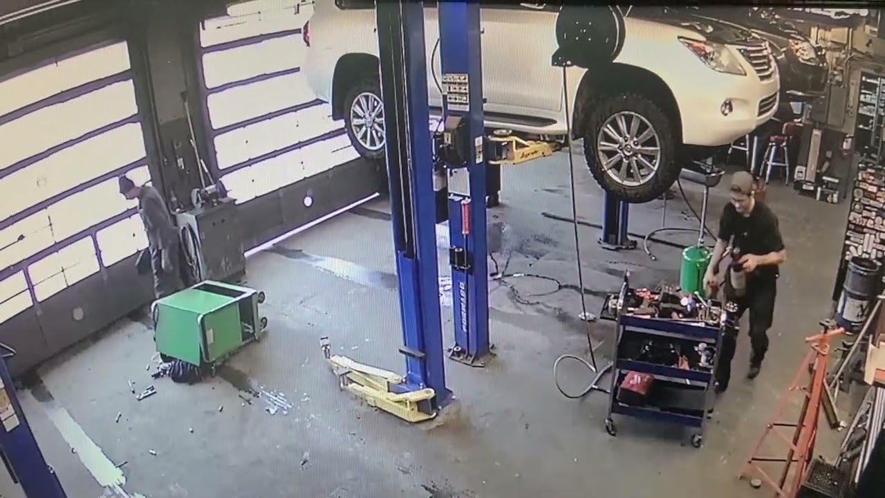 Tool Box Fail....Watch till end for my look of Defeat.