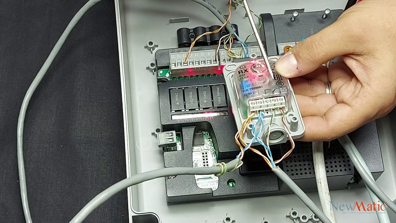 Câblage de la centrale de commande MC800 du Kit WINGO 4000 توصيلات وحدة التحكم