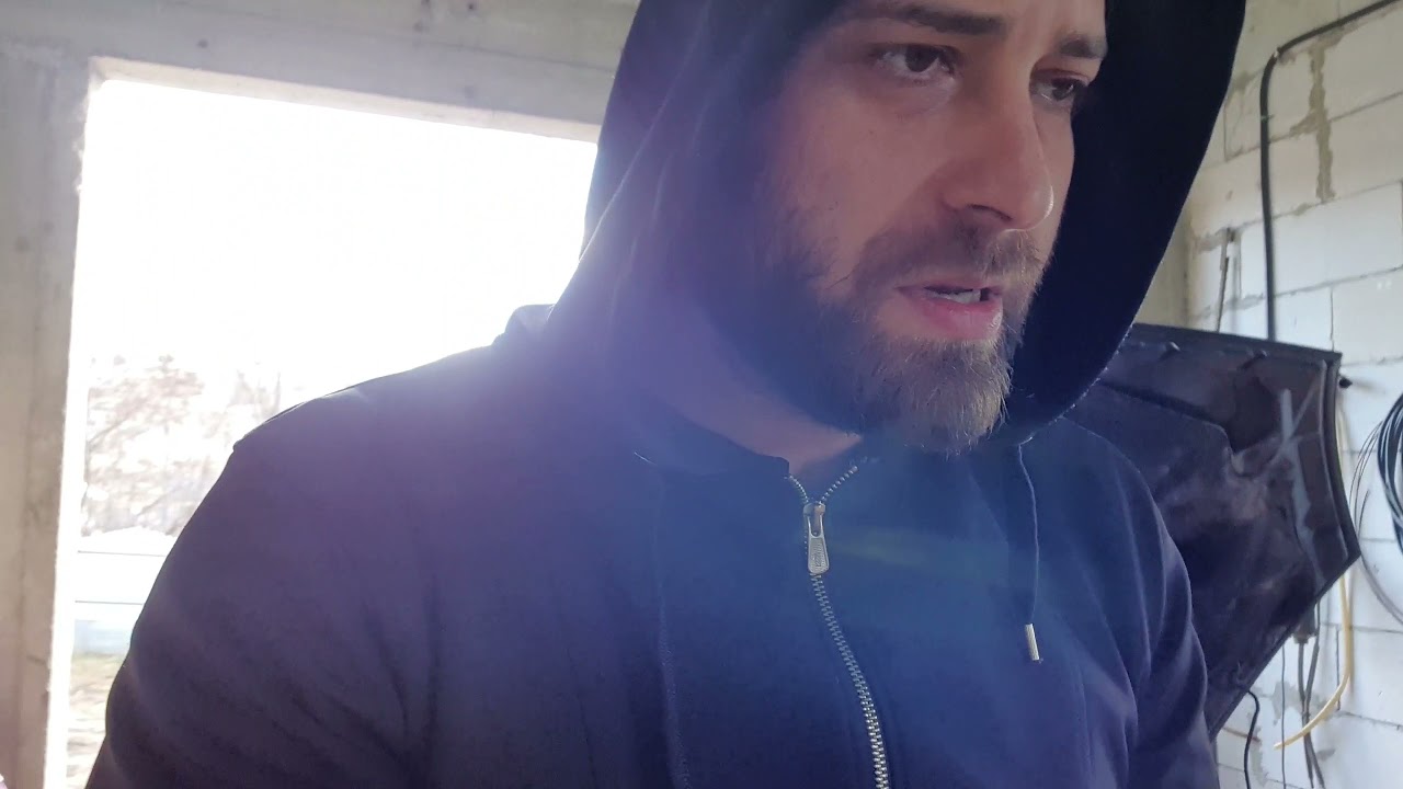 Fac curat în masina lui @TiberiusiCornel și o pregătim pentru ITP