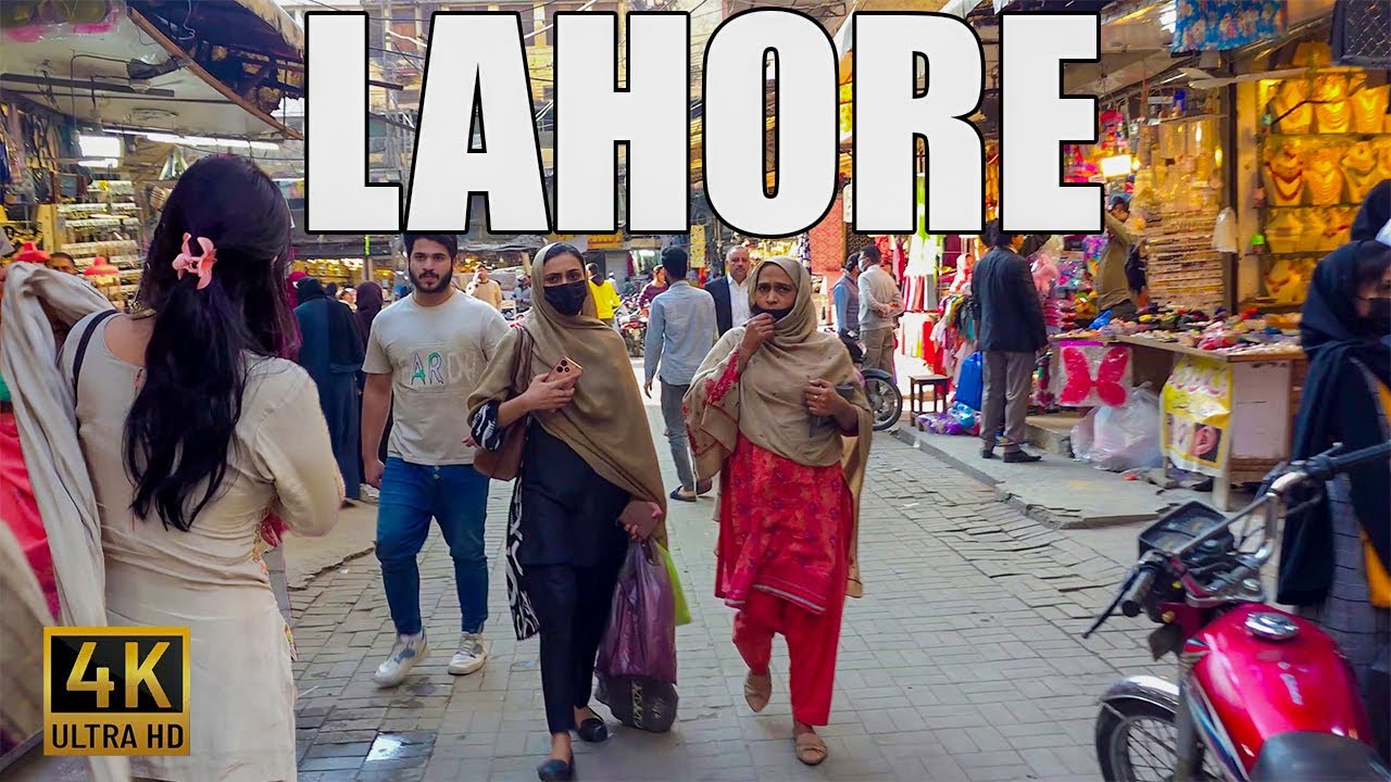 🇵🇰 New Anarkali Bazaar Lahore. 4K Walking Tour
