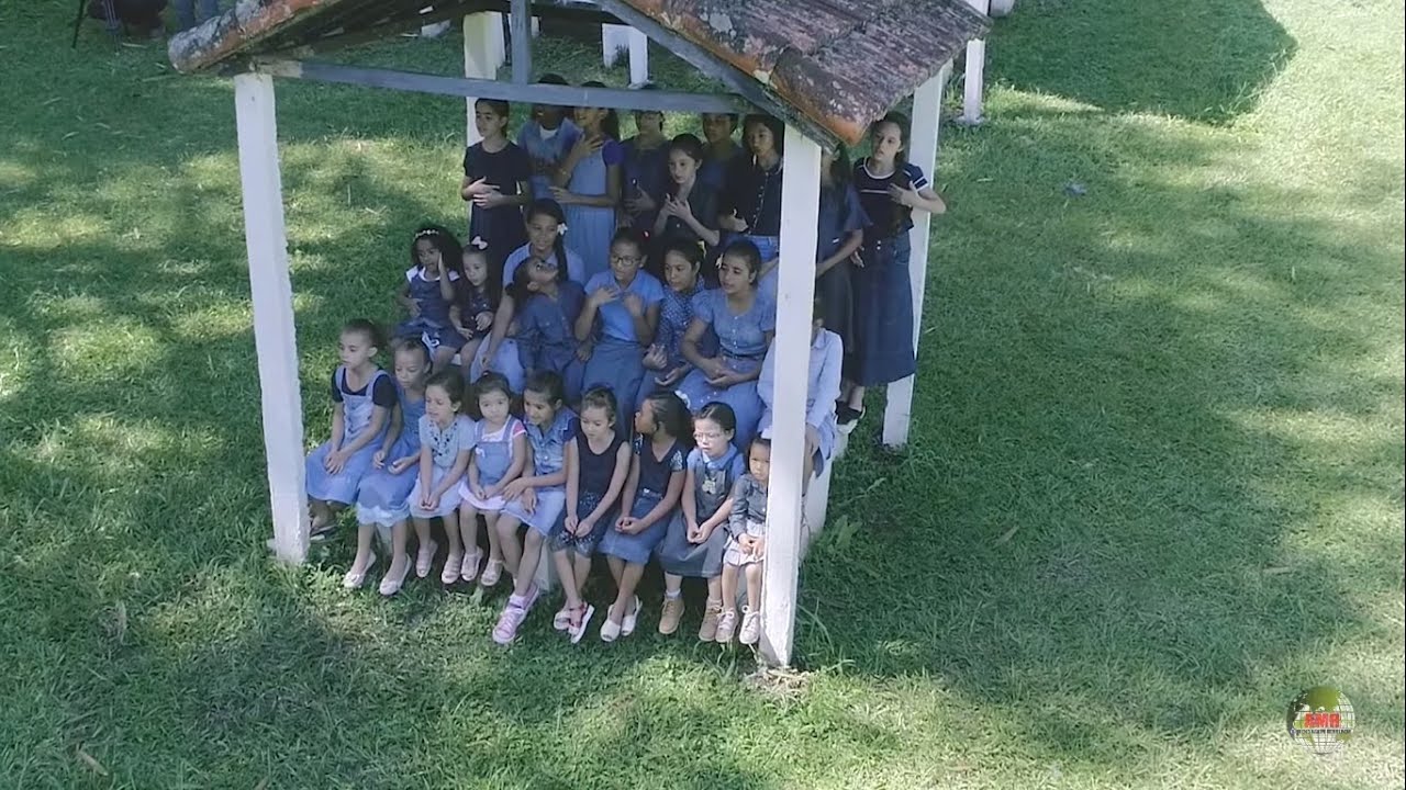 Clipe com as Crianças de Santo Amaro - SP - Todos São Perfeitos Para Deus