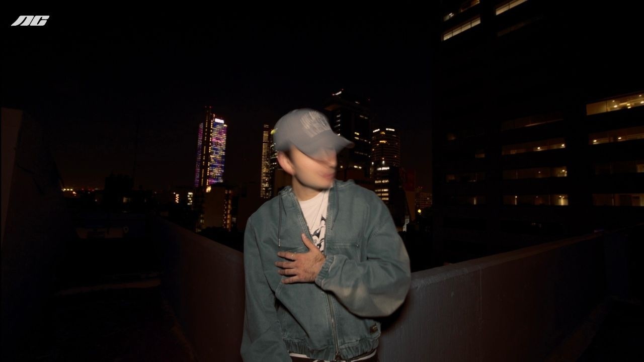 EN OTRA CIUDAD - Neto Ceballos x Homeboiii (Visualizer) [CINTAS PERDIDAS]