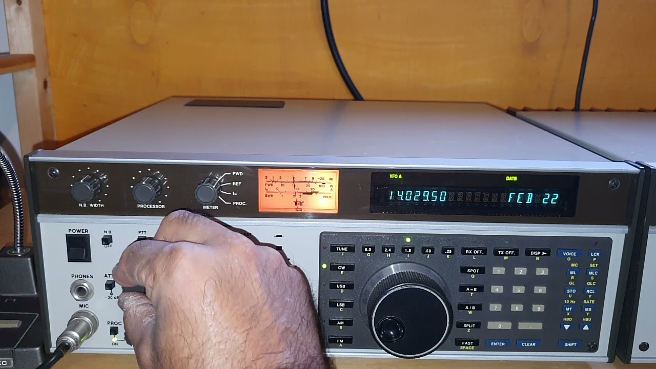 Ten Tec Paragon - The Top HF Transceiver ever made by Ten-Tec USA