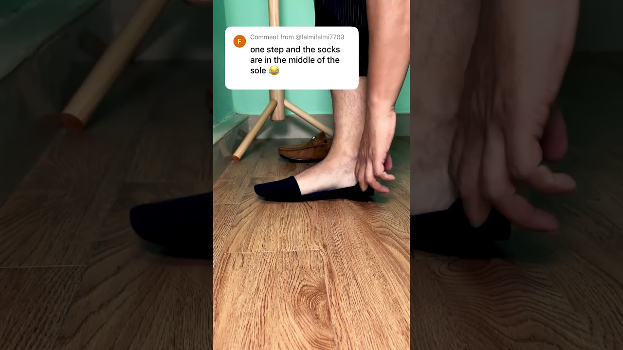 Handy Trick to Seamlessly Wear Socks With Loafers👞