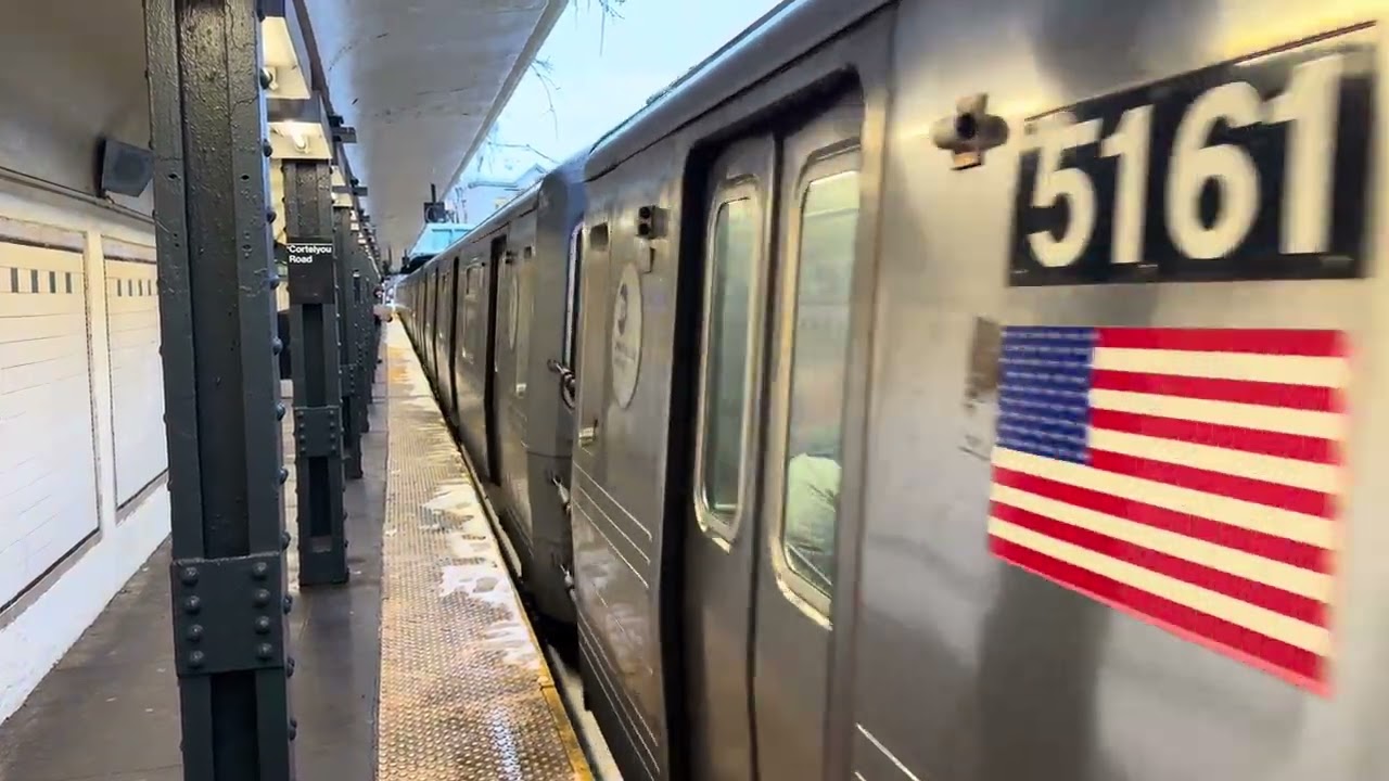 BMT Brighton Line: R68/A cars on the B and Q lines at Cortelyou Road
