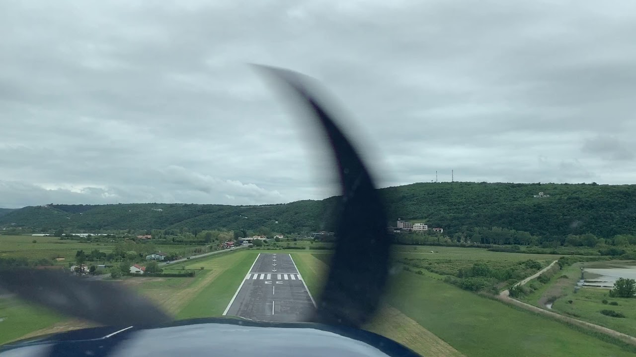 Ab- und Anflug in Portoroz, Slowenien, LJPZ