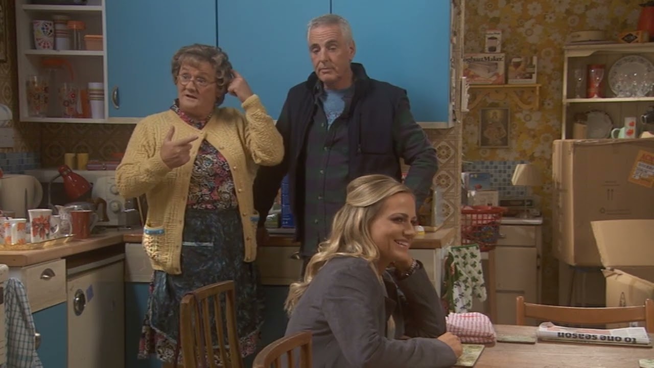 Mrs Brown's Boys 01 Funny Moments