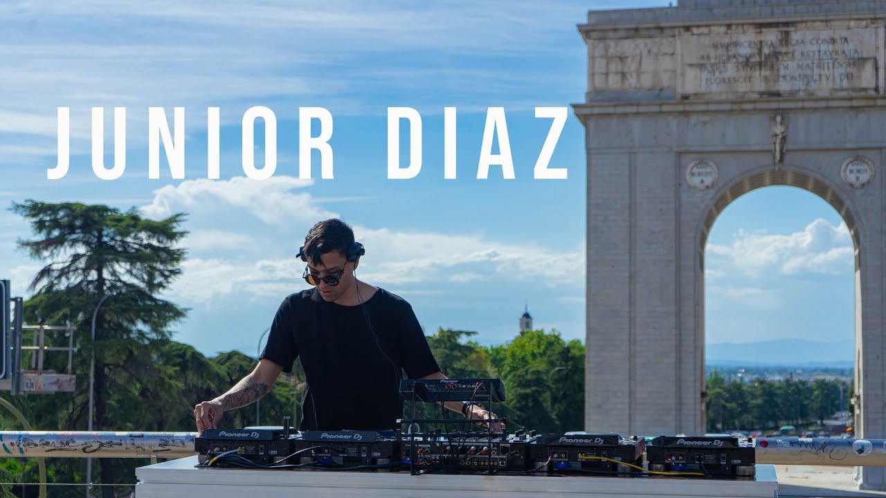 Junior Diaz Live Set at Open Air 
