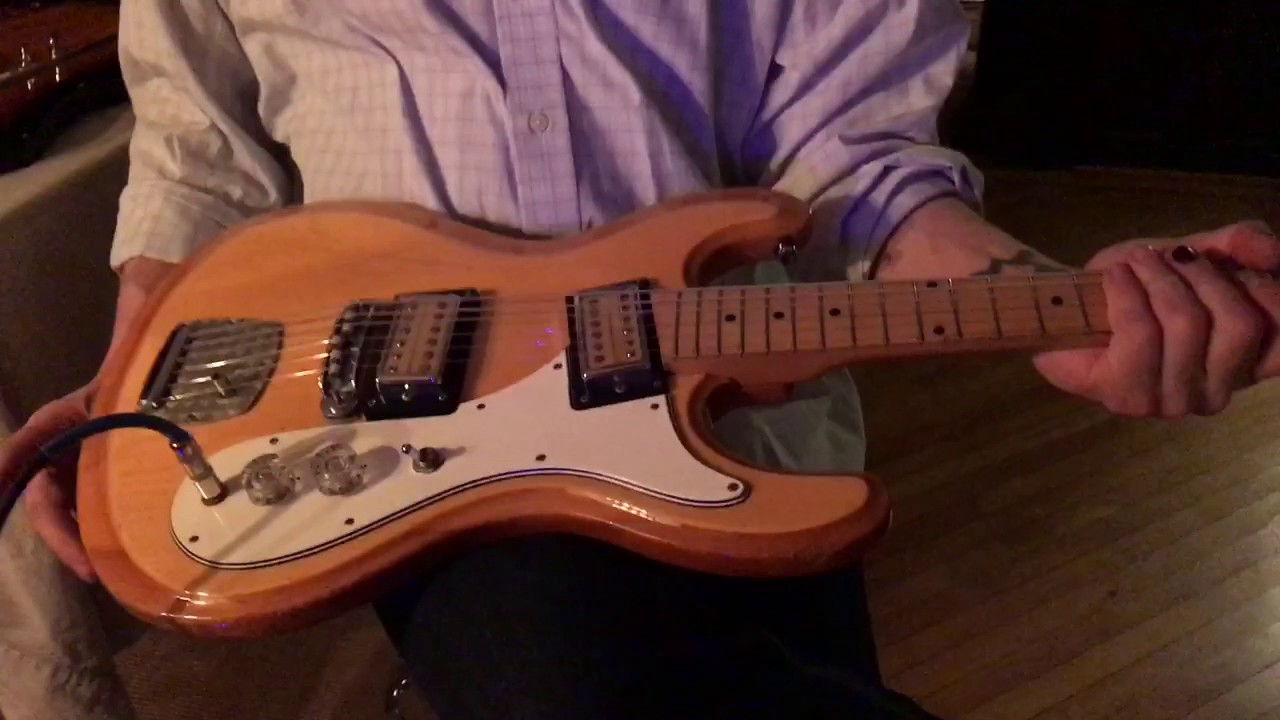 1975 Univox Hi-Flier Phase 3