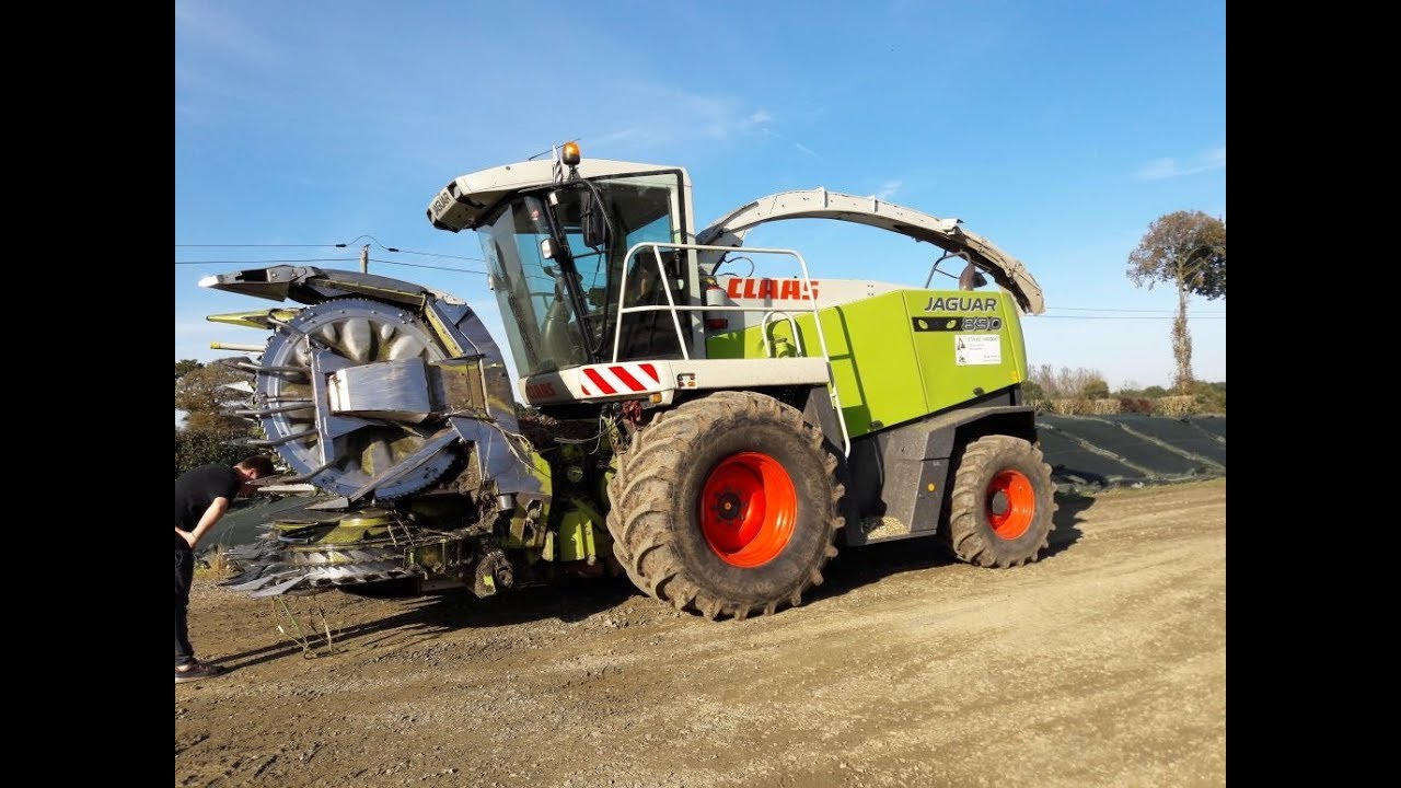 Ensilage de maïs 2017 | NH-Case-JD-Valtra-Claas | ETA DE L'ARGOAT