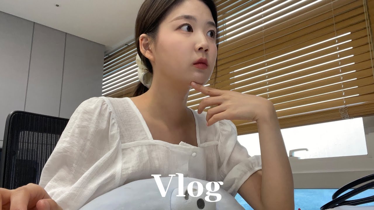 vlog | 직장인브이로그 | 비마트 그만 사는 거 그거 어떻게 하는 건데🤦🏻‍♀️ |  퇴근 후 고메짬뽕,오리고기,송주불냉면 해먹기 ,,🔥|  직장인 출근룩 | 일상브이로그