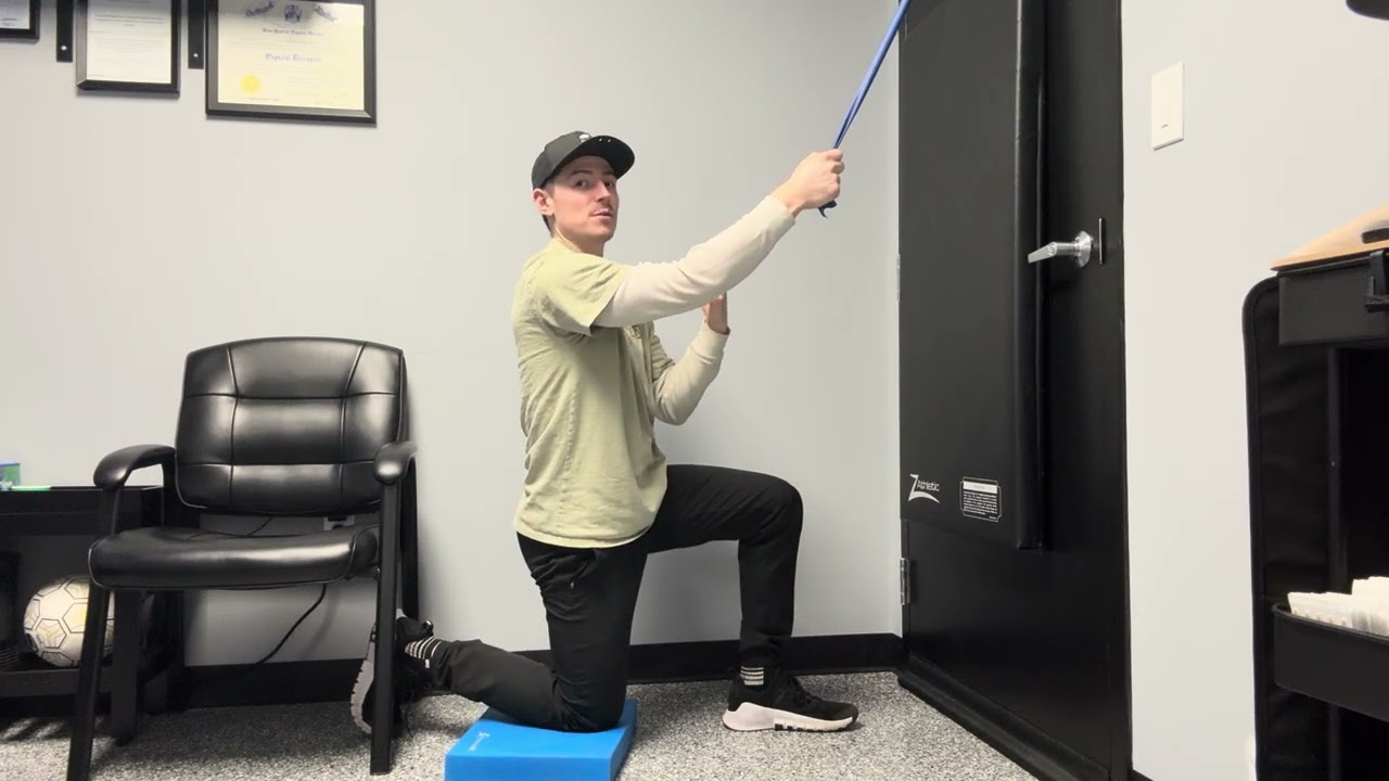 HK Single Arm Pulldown