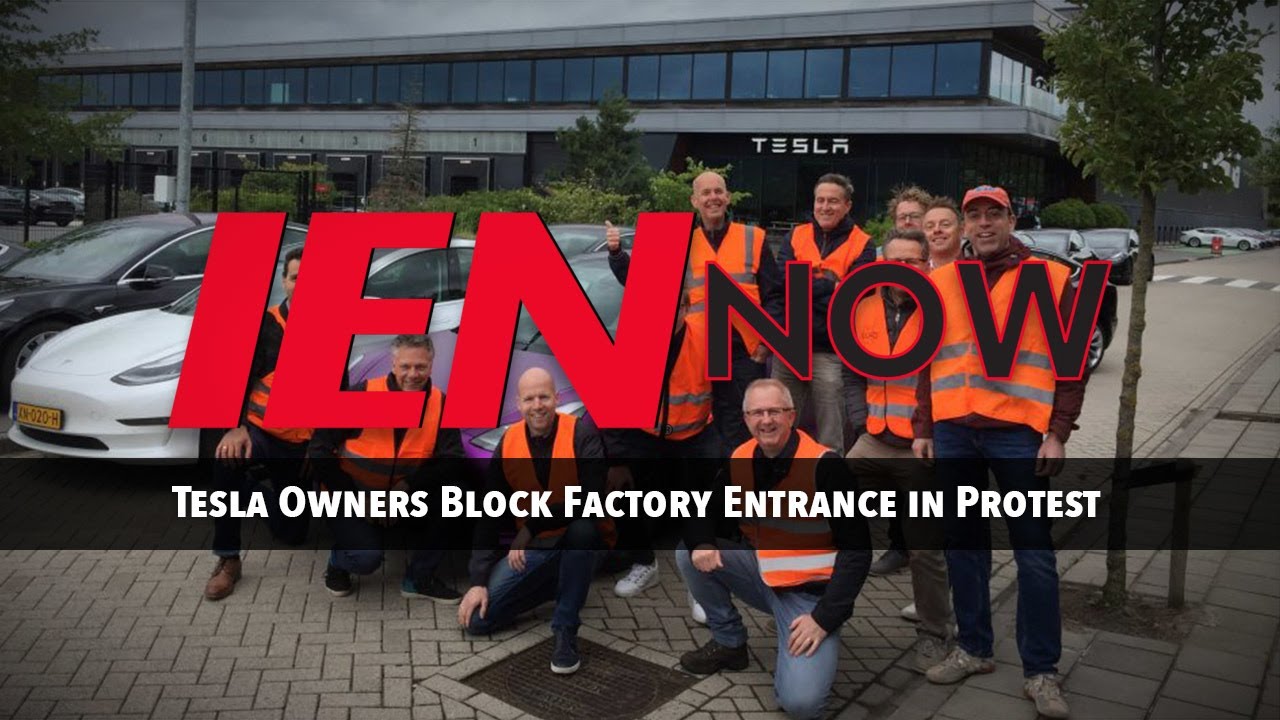 Tesla Owners Block Factory Entrance in Protest