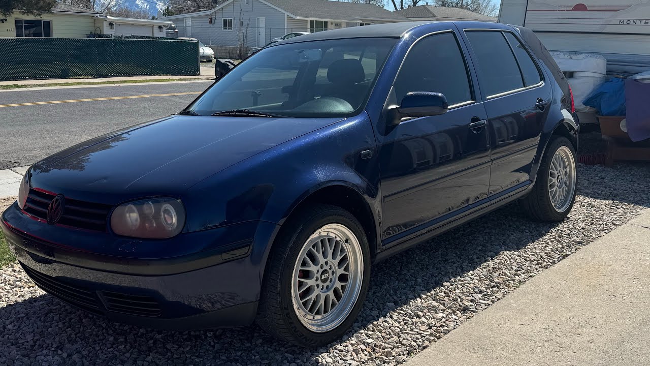 How to change center console in a 2002 Volkswagen Golf #cars #mk4 #volkswagen