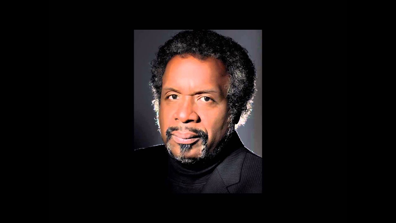 Mark Rucker sings 