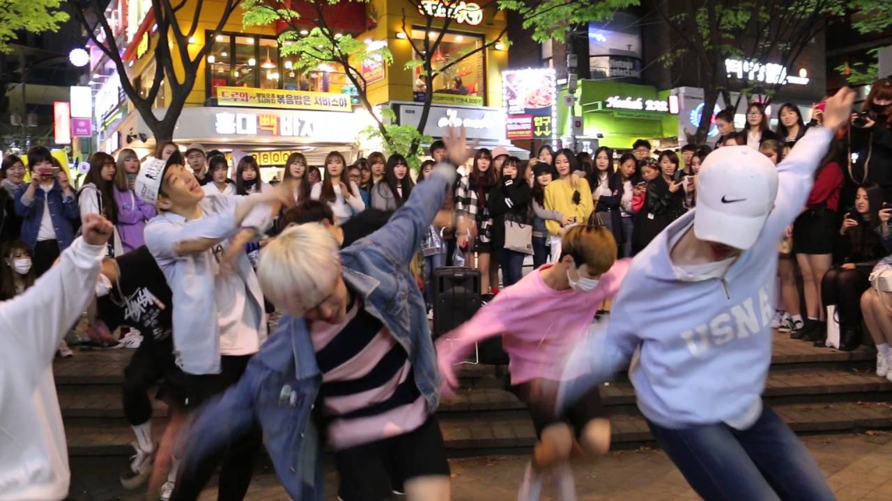 160417 DOB Hongdae Seventeen - MANSAE 디오비 홍대공연 Seventeen - 만세