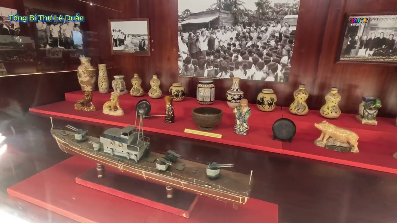 Tổng Bí Thư Lê Duẫn
