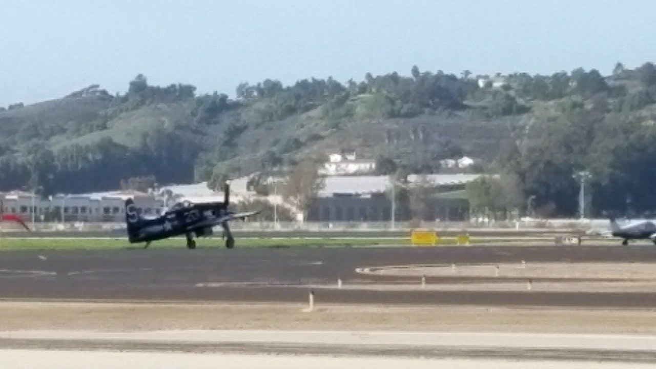 F8F-2 Bearcat takeoff and flyover (amazing sound) | CAF SoCal