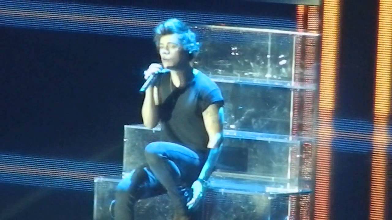 One Direction - Over Again Manchester 20.4.13