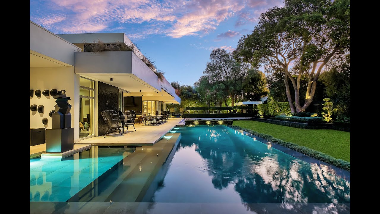4 bedroom House in Illovo | Byron Thomas Properties #house #luxury #home